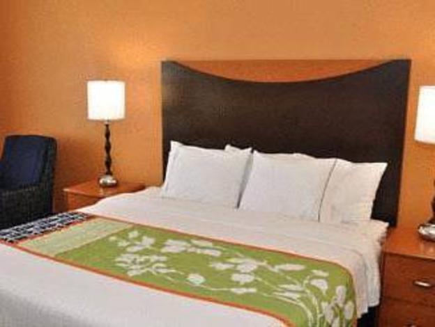 fairfield inn and suites by marriott nashville at opryland