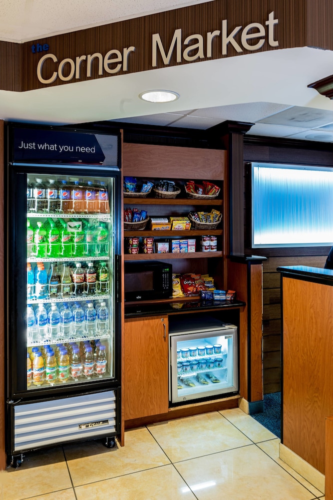 fairfield inn and suites by marriott nashville at opryland