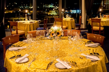 hotel vis a vis