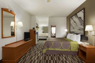 super 8 by wyndham chatsworth dalton