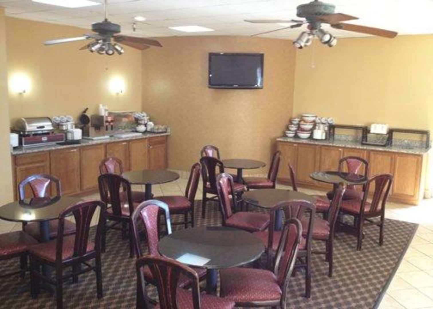 red roof inn nashville music city