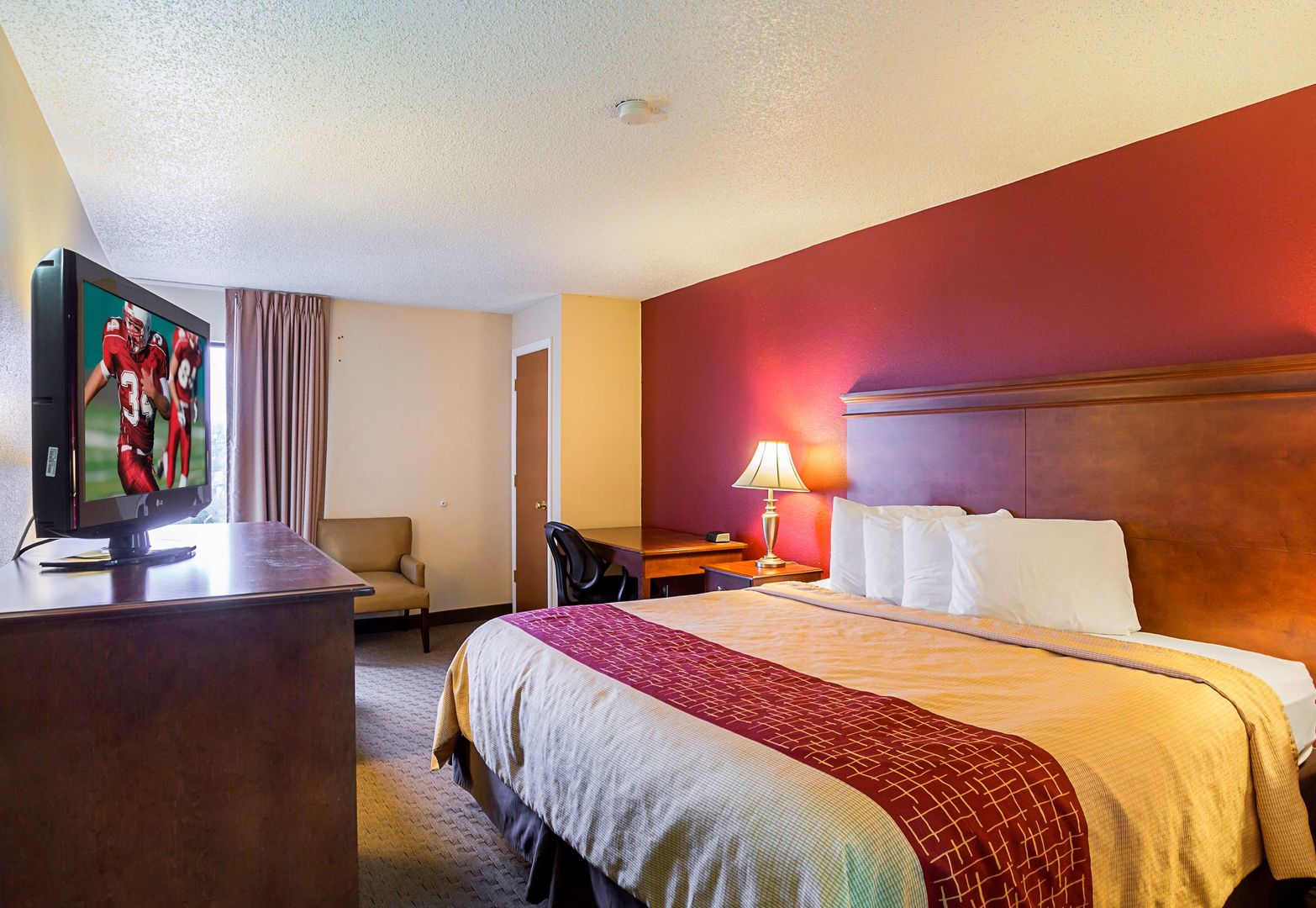 red roof inn nashville music city