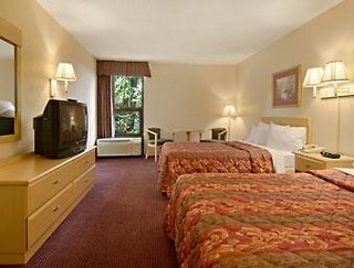Comfort Inn Nashville - Opryland Area,Music Row>>Madison,3 star