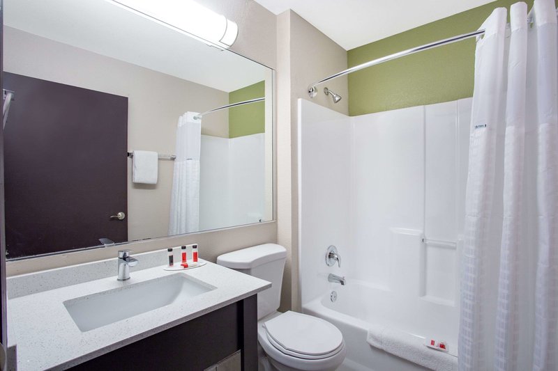 baymont by wyndham phoenix i 10 near 51st ave