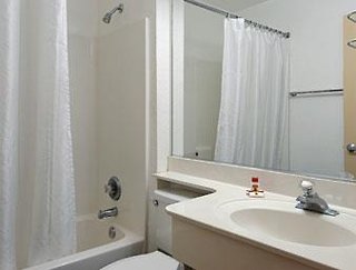 Baymont By Wyndham Phoenix I-10 Near 51St Ave,Phoenix>>Estrella,3 star