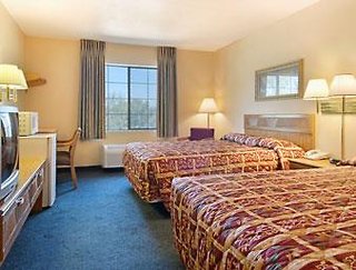 Baymont By Wyndham Phoenix I-10 Near 51St Ave,Phoenix>>Estrella,3 star