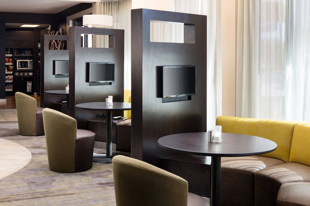 courtyard by marriott phoenix airport