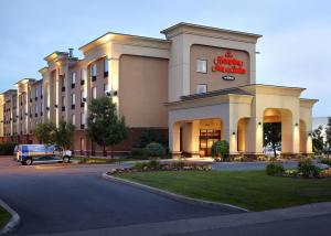 Hampton Inn & Suites By Hilton Montreal-Dorval,Dorval>>Dollard-Des-Ormeaux,3 star