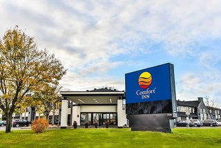 comfort inn pointe claire montreal airport