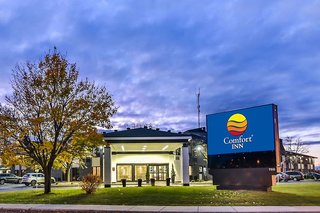comfort inn pointe claire montreal airport