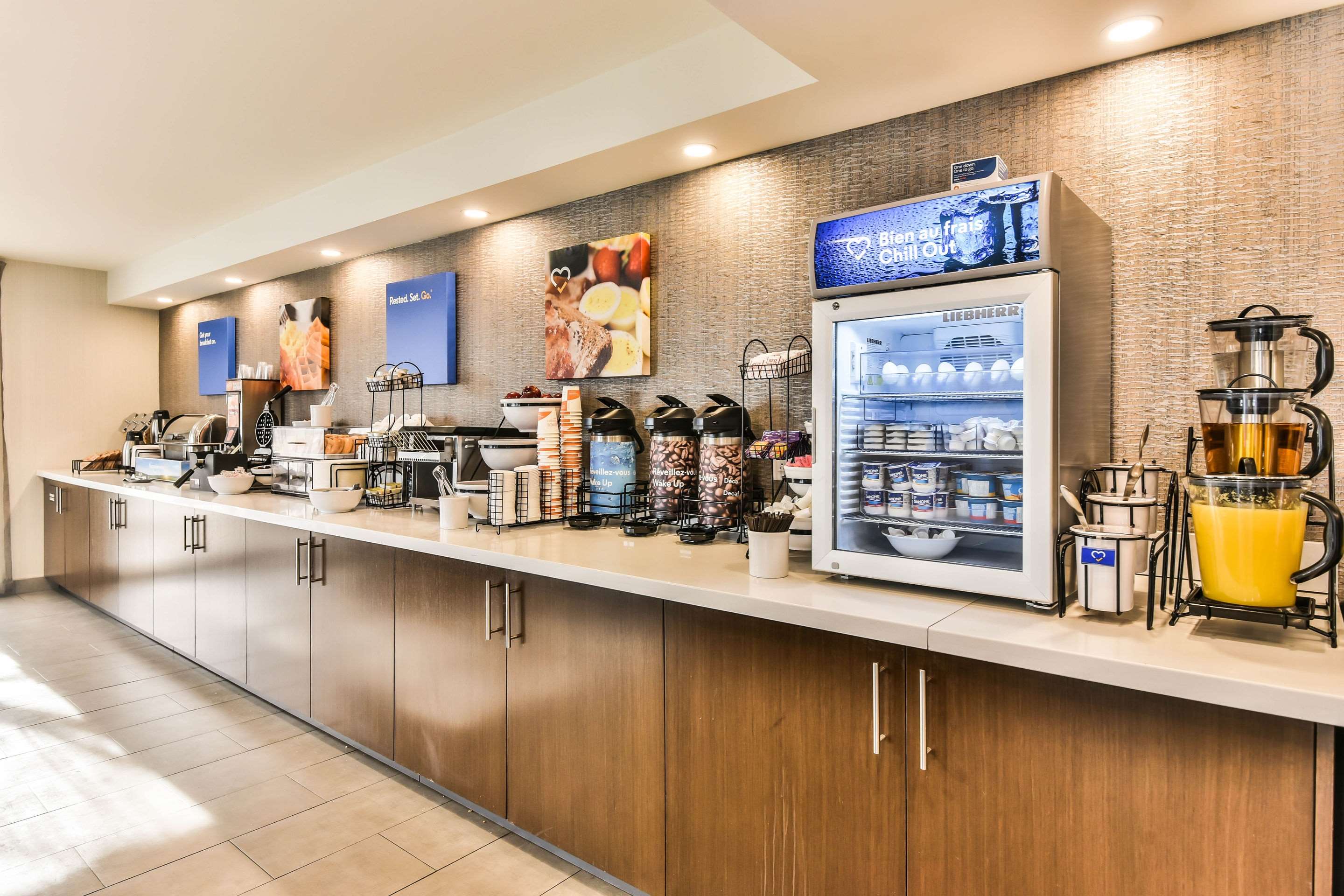 comfort inn pointe claire montreal airport