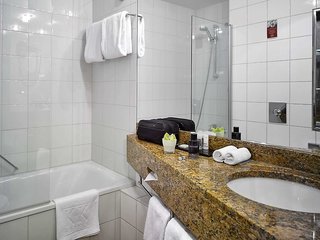 k k hotel central prague