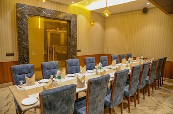 Four Leaf Hotels Kasganj,Kasganj,4 star