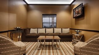 best western plus seawall inn and suites by the beach