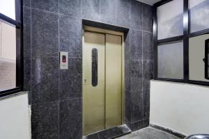 super townhouse fantasea hotels near omr