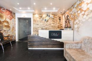 capital o hotel subhadarsan