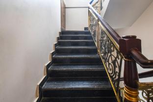 capital o hotel subhadarsan