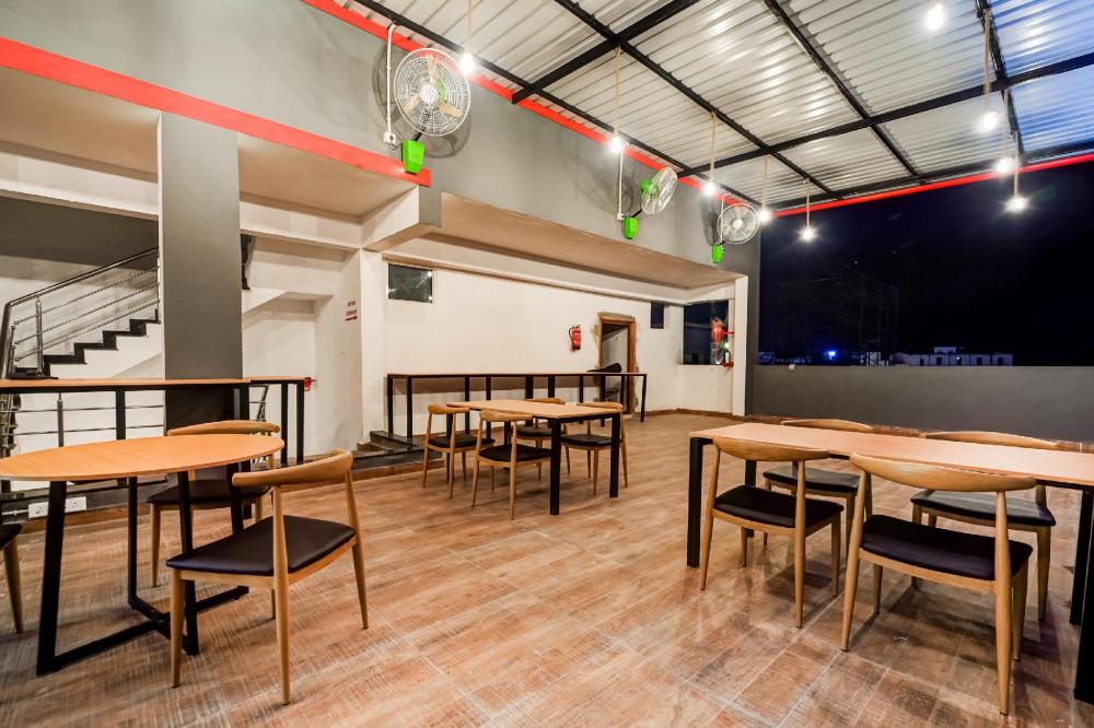 super townhouse tirupati