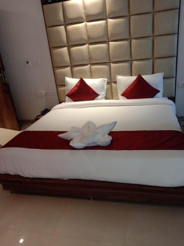 rr hotel by sonachi