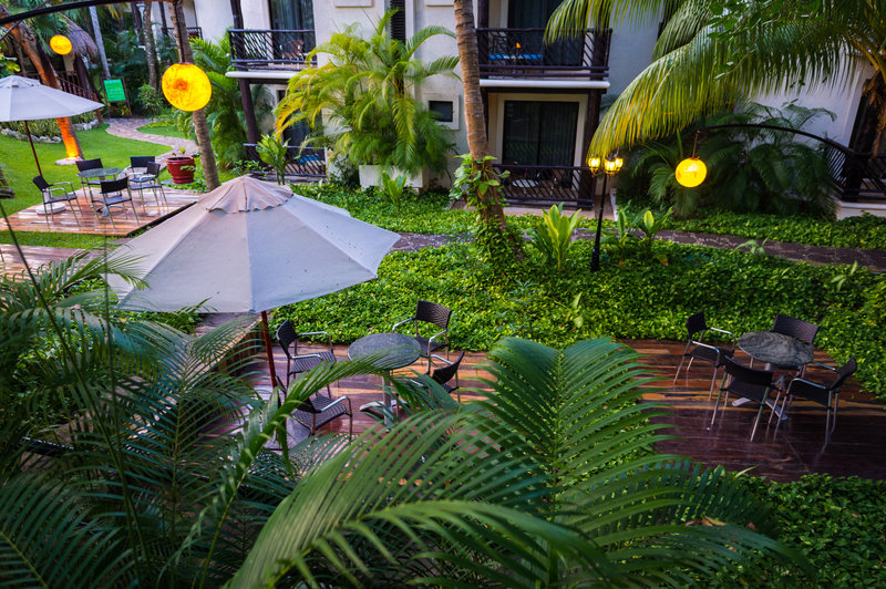 the reef playacar beach resort and spa