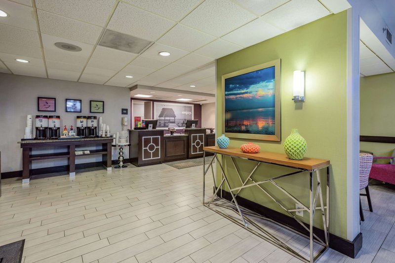 hampton inn tampa international airport westshore