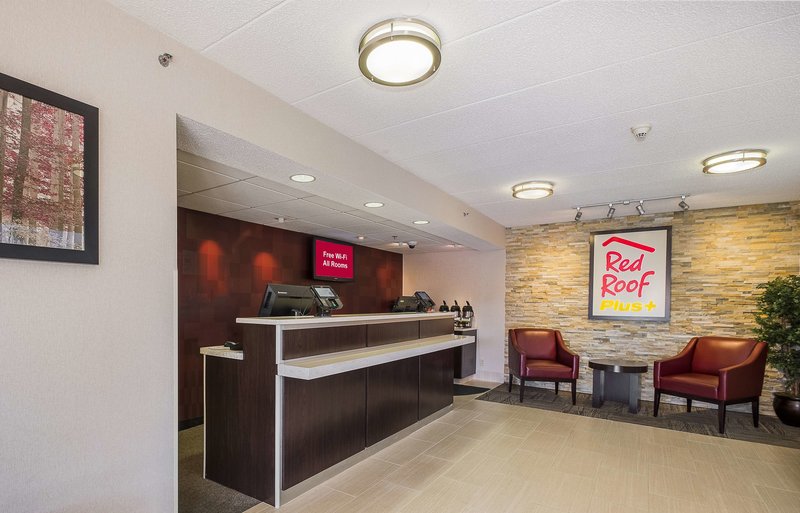 red roof inn plus boston framingham