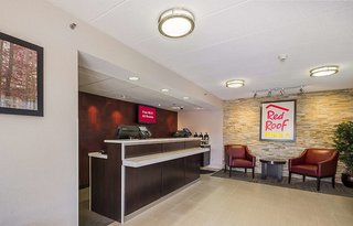 red roof inn plus boston framingham