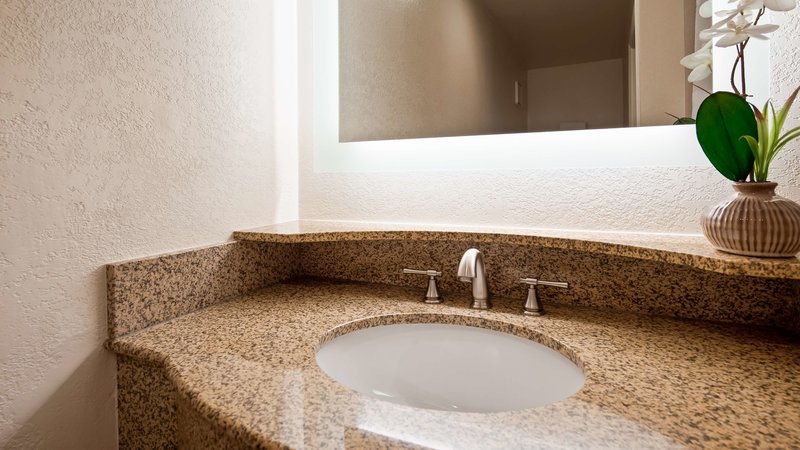 best western plus ontario airport and convention center