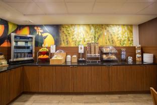 fairfield inn boston dedham