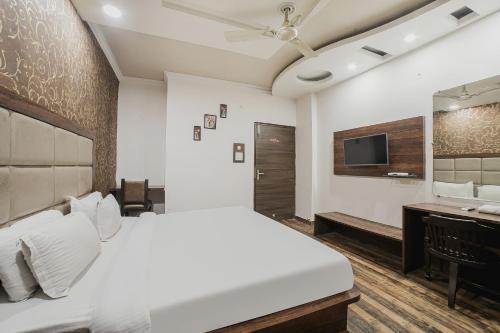 townhouse hollywood heights