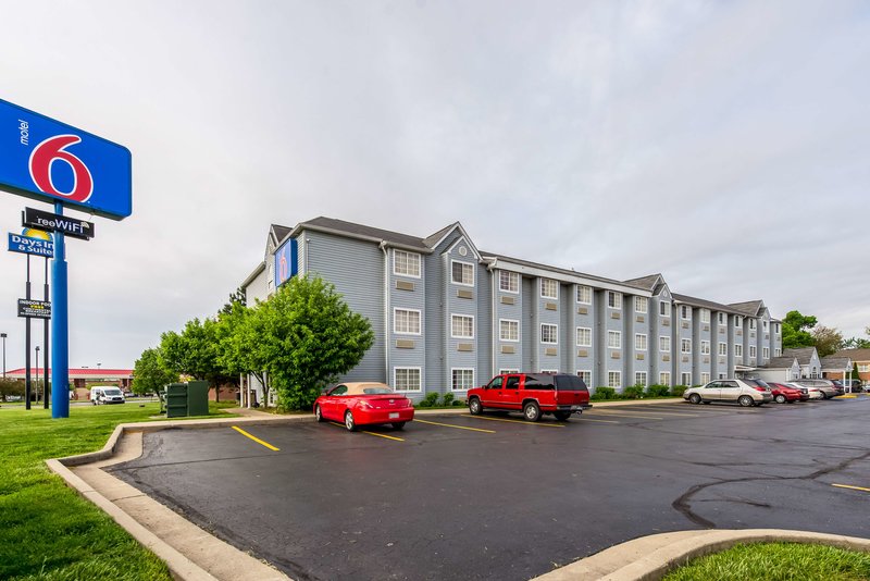 motel 6 indianapolis in