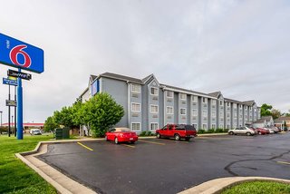 Motel 6 Indianapolis Carmel,Indianapolis International Airport>>Indianapolis,2 star
