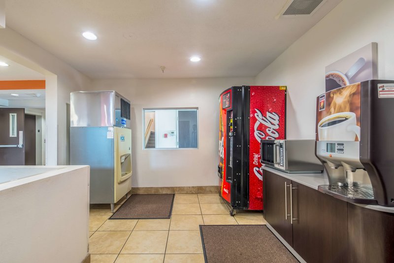 motel 6 indianapolis in