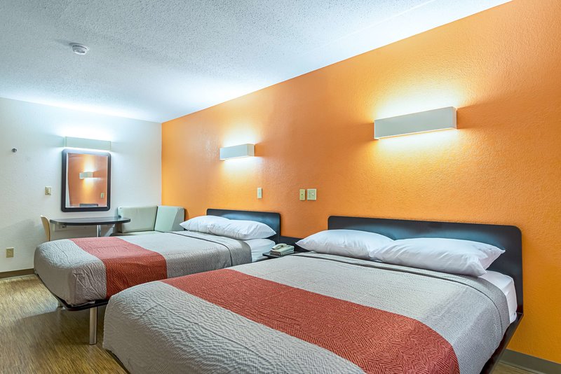 motel 6 indianapolis in