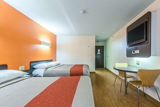 motel 6 indianapolis in