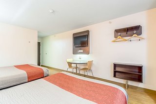 motel 6 indianapolis in