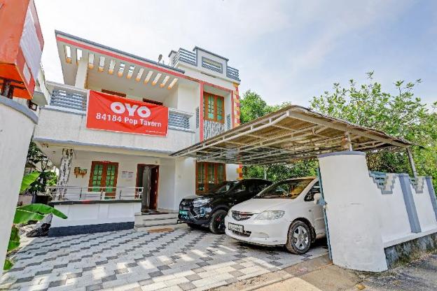 capital o 84184 pop tavern kazhakkottam