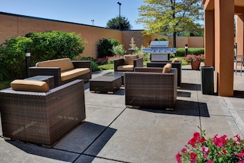 courtyard by marriott indianapolis south