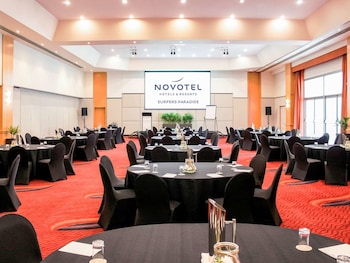 novotel surfers paradise