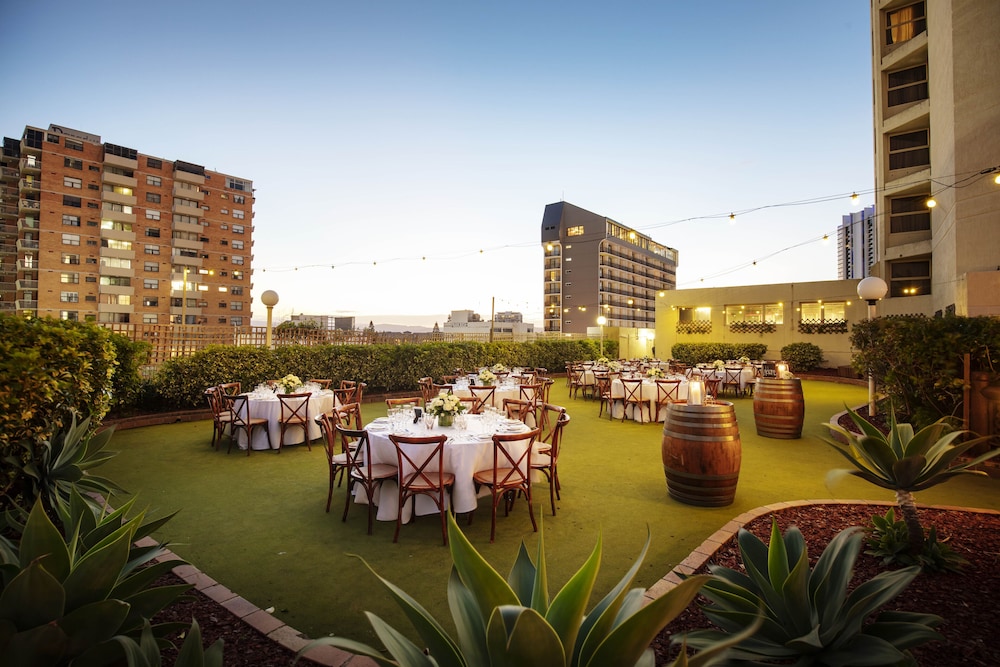 novotel surfers paradise