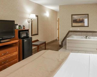 Quality Inn Indy Castleton,Indianapolis>>Castleton,3 star