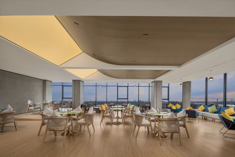 holiday inn express jiangmen yinhu bay an ihg hotel