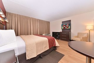 red roof inn plus boston woburn burlington