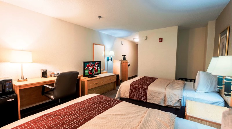 red roof inn plus boston mansfield foxboro