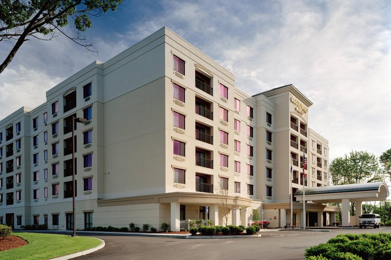 Courtyard By Marriott Boston Natick