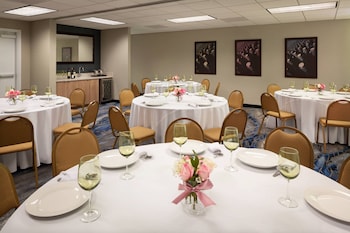 fairfield inn and suites by marriott napa american canyon