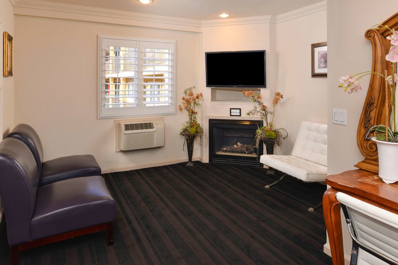 napa valley hotel and suites