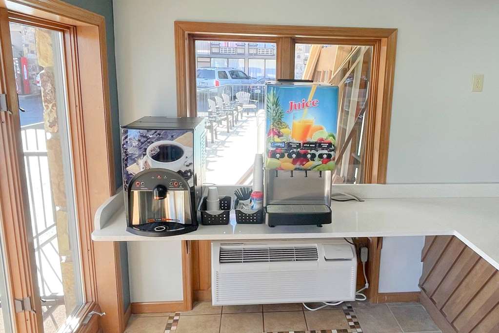 super 8 by wyndham pigeon forge downtown