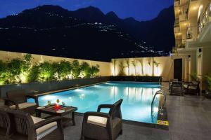 ramada by wyndham katra station road