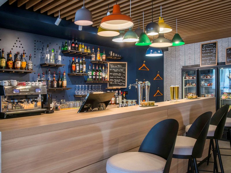 ibis styles nice cap 3000 airport